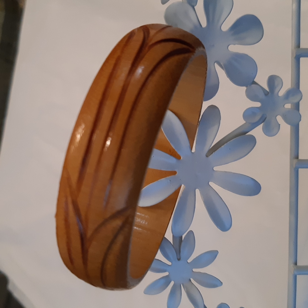 Vintage Jamaica Wood Bracelet - Picture 2 of 5
